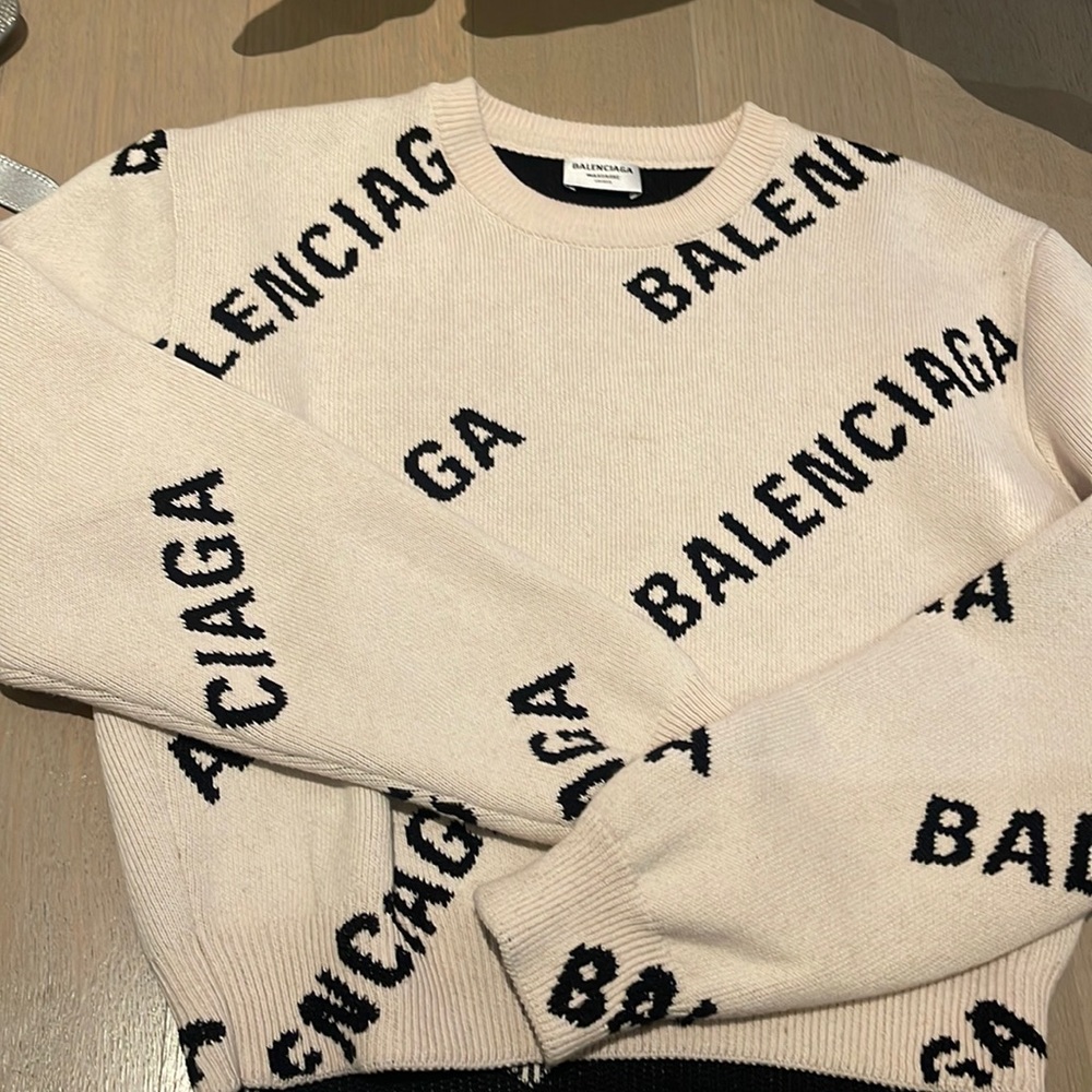 BALENCIAGA cropped logo sweater. Worn 4 times. Gently used. Sweater is clean